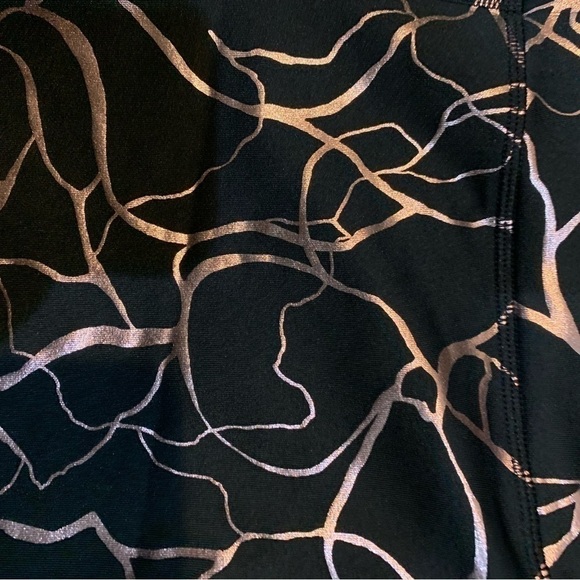 Ideology Luster leggings with pink foil print - Picture 3 of 7